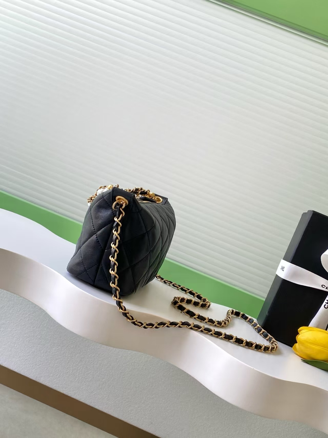 Ch**el Hobo Handbag 23.5x13x7.5cm