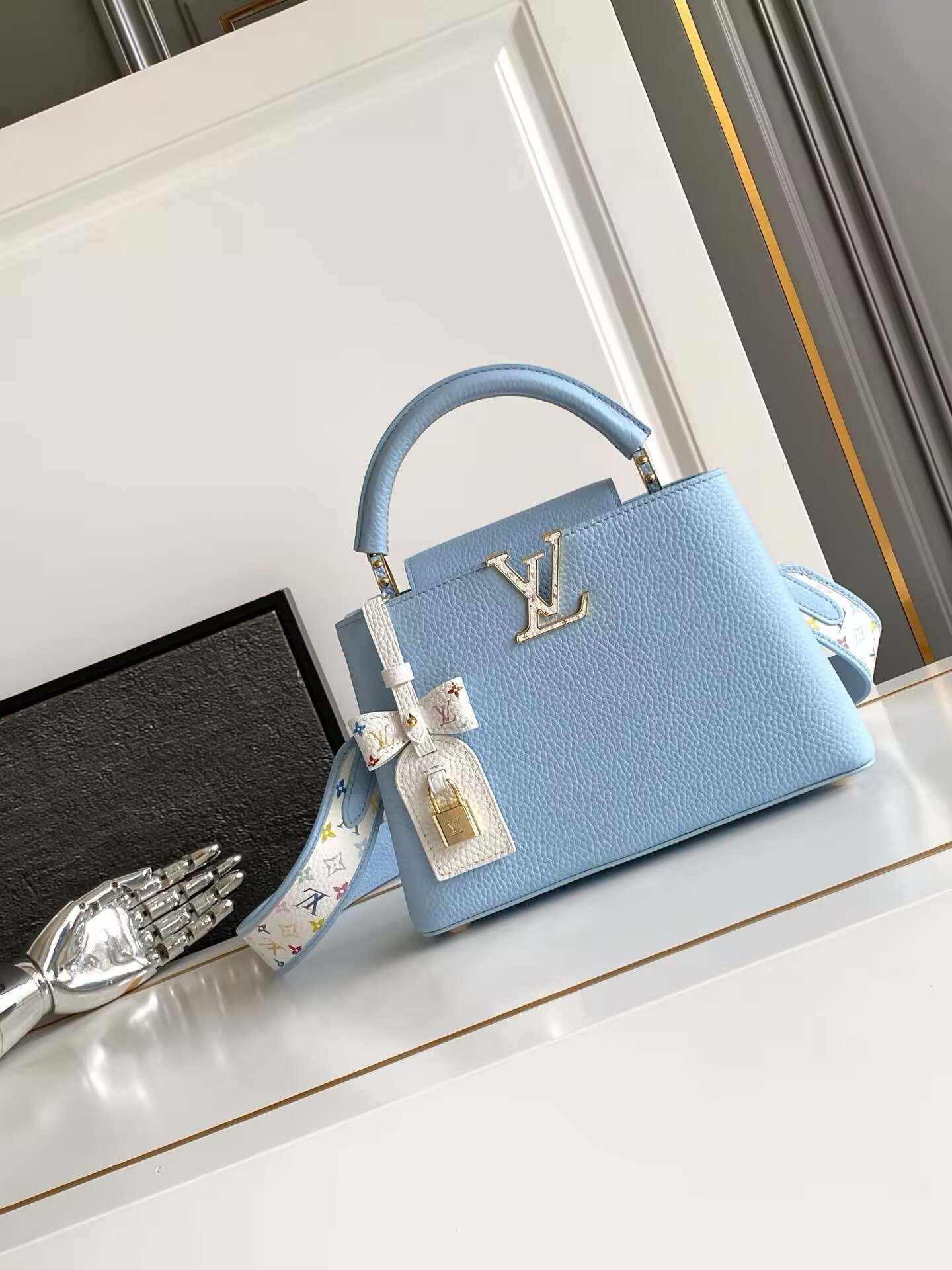 LV x TM Capucines BB M27638 27x17.3x9cm