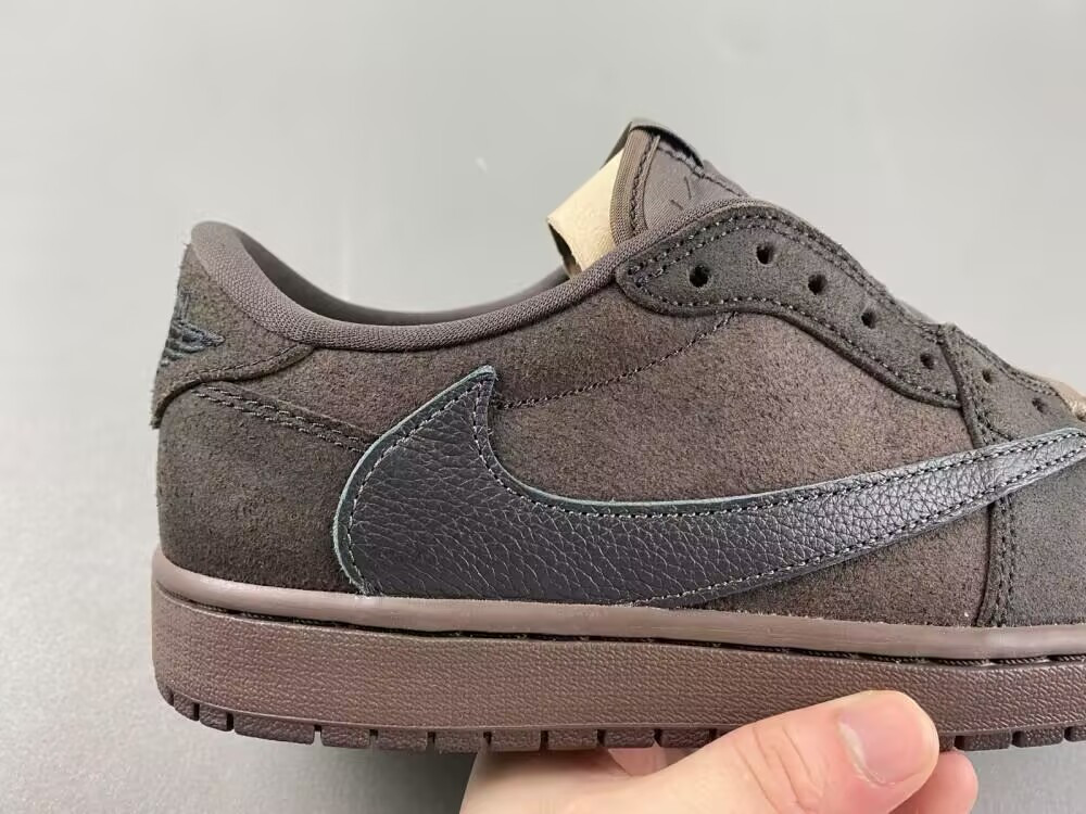 UA Travis Scott x Air Jordan 1 Low OG Velvet Brown