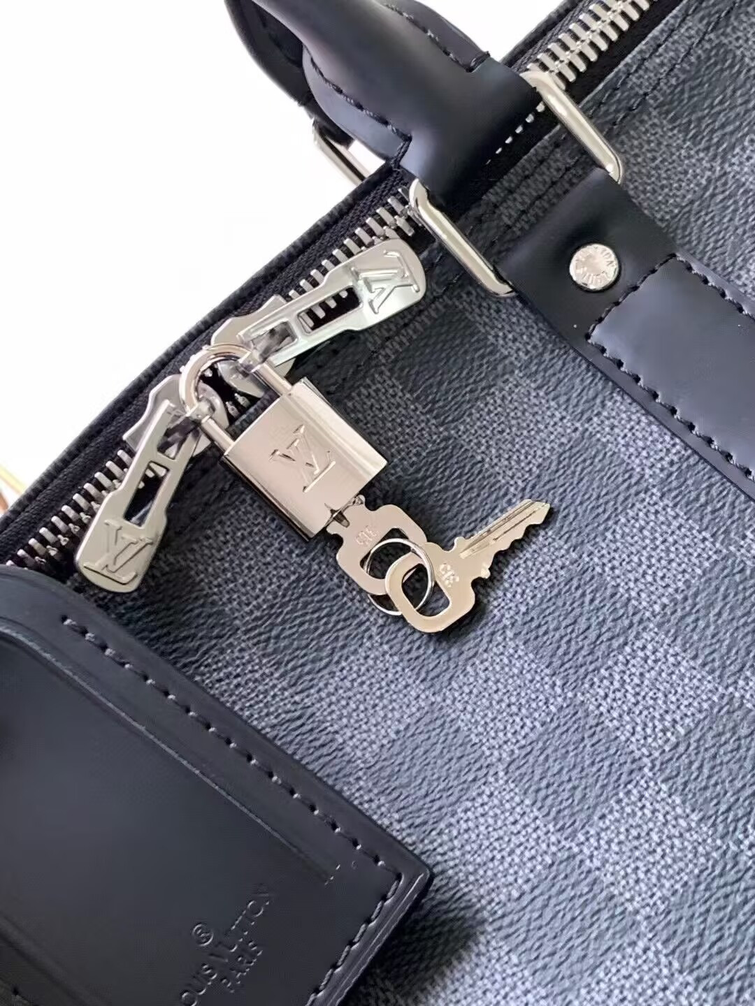 L0vis Vvtt0n LV Keepall Bandoulière 55 55 x 31 x 26 cm