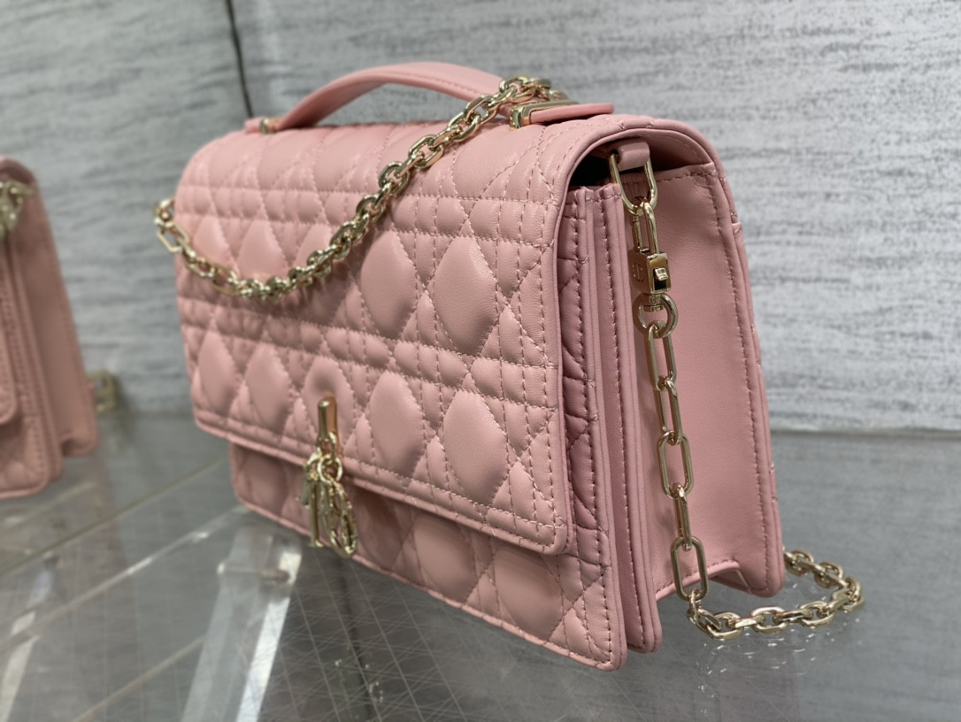 My D10r Top Handle Bag Melocoton Pink 9.5 x 5.5 x 3 inches