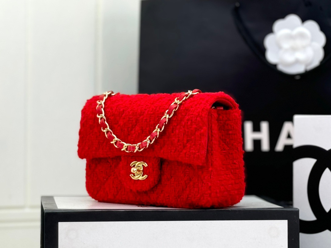 Ch**el MINI CLASSIC 11.12 HANDBAG 20 12 × 20 × 6 cm