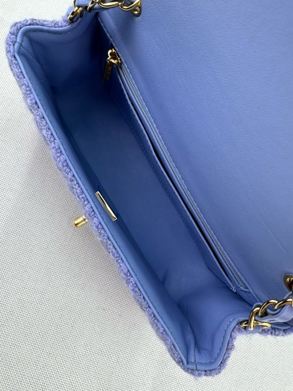 Ch**el MINI CLASSIC 11.12 HANDBAG 20 12 × 20 × 6 cm