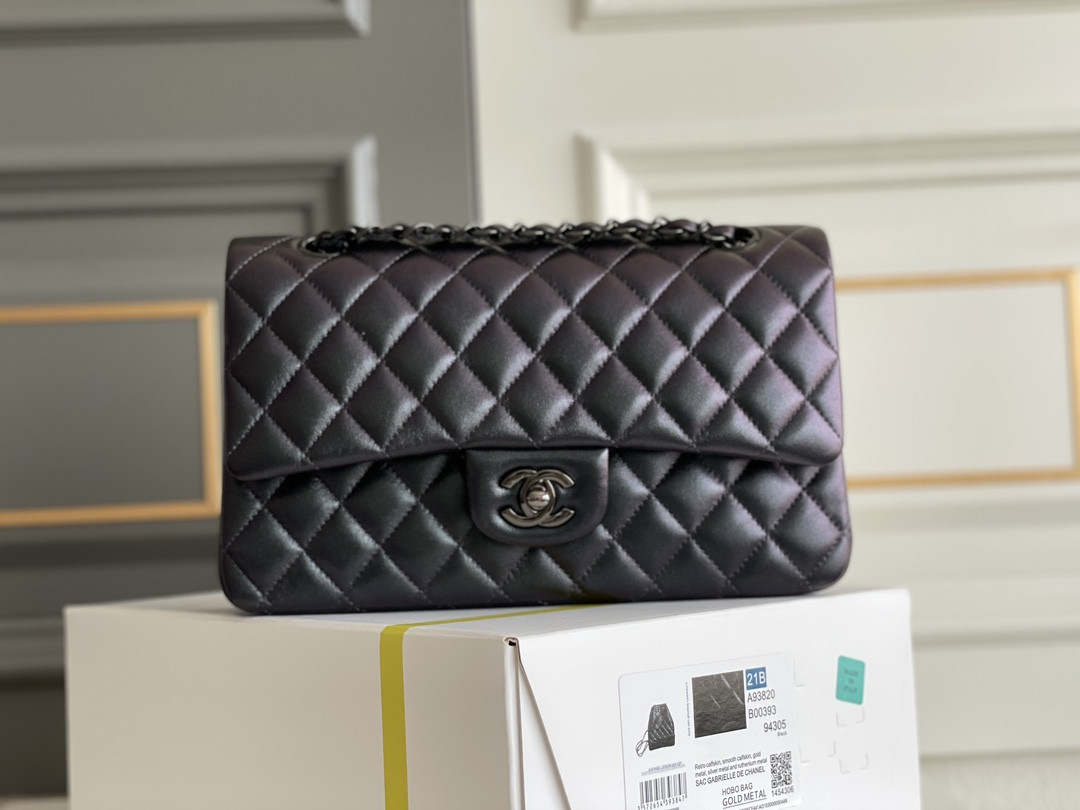 Ch**el CRUMPLED CALFSKIN QUITED DOUBLE FLAP BLACK 19.5×30×10cm