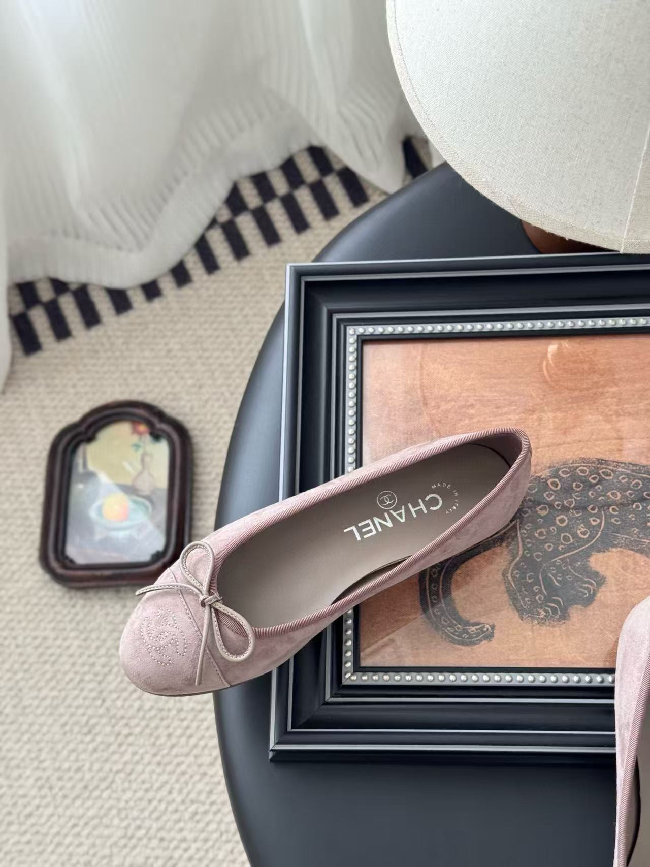 UA Ch**el Ballet flats