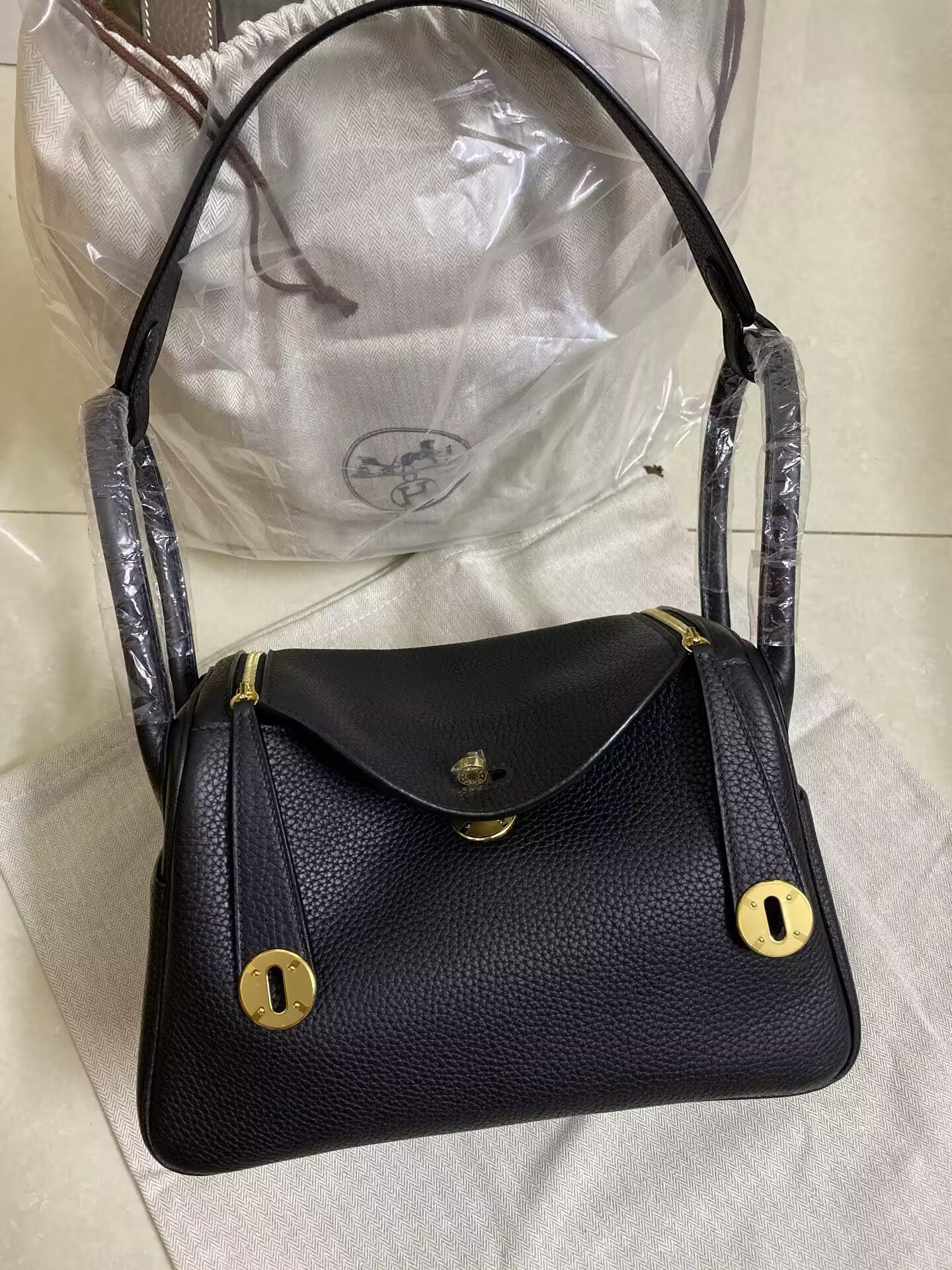 H**me5 Lindy 26cm