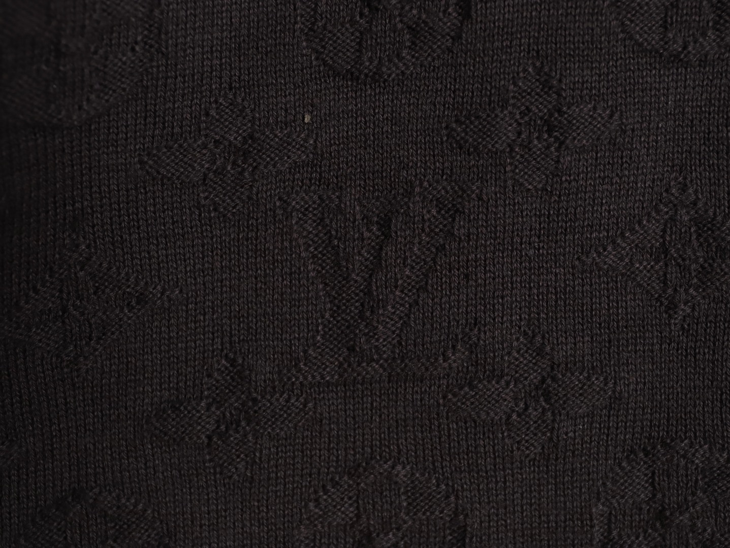 L0vis Vvtt0n Hoodies