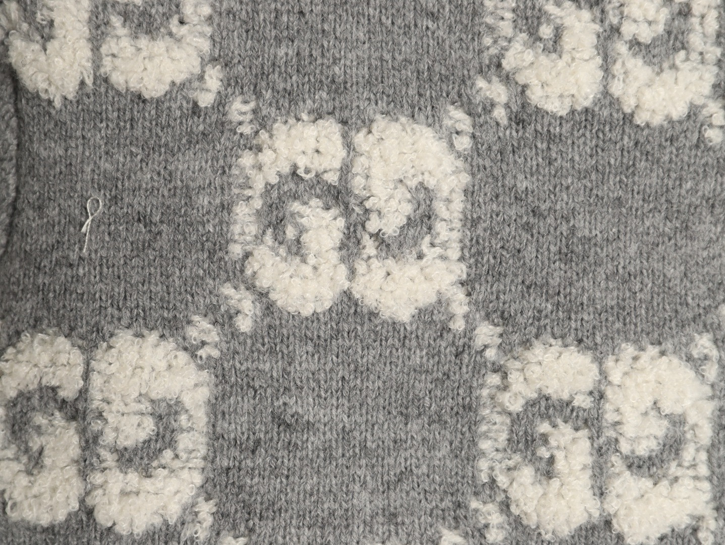 Gvc*1 Sweaters