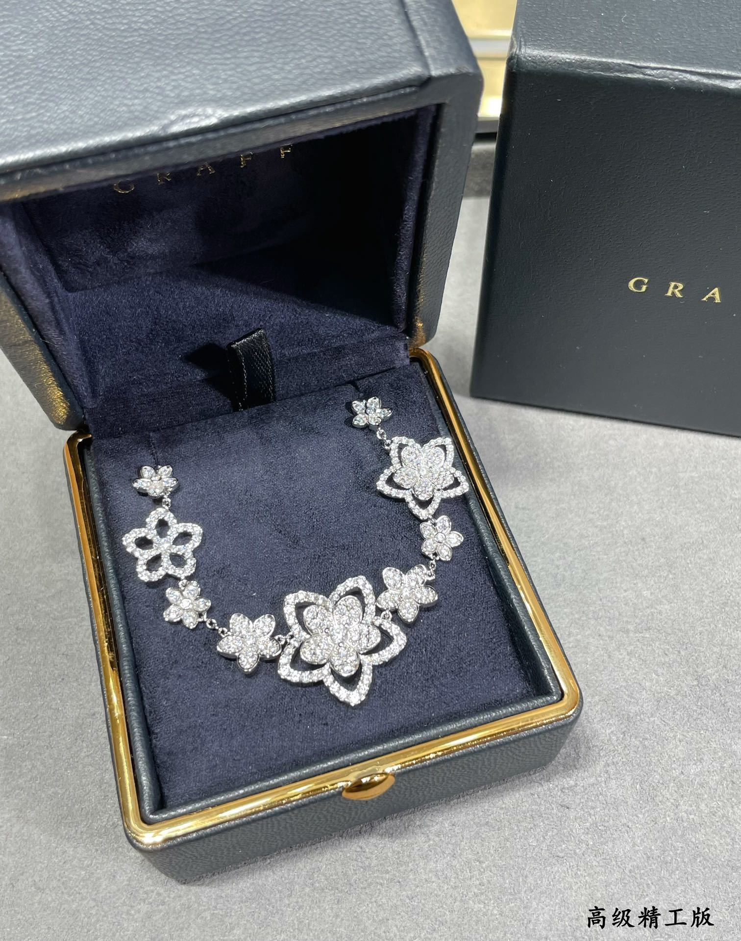 Graff Multi-flower necklace