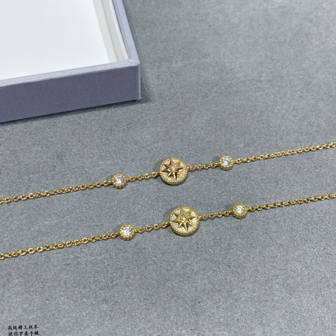 D10r Mini compass Bracelet