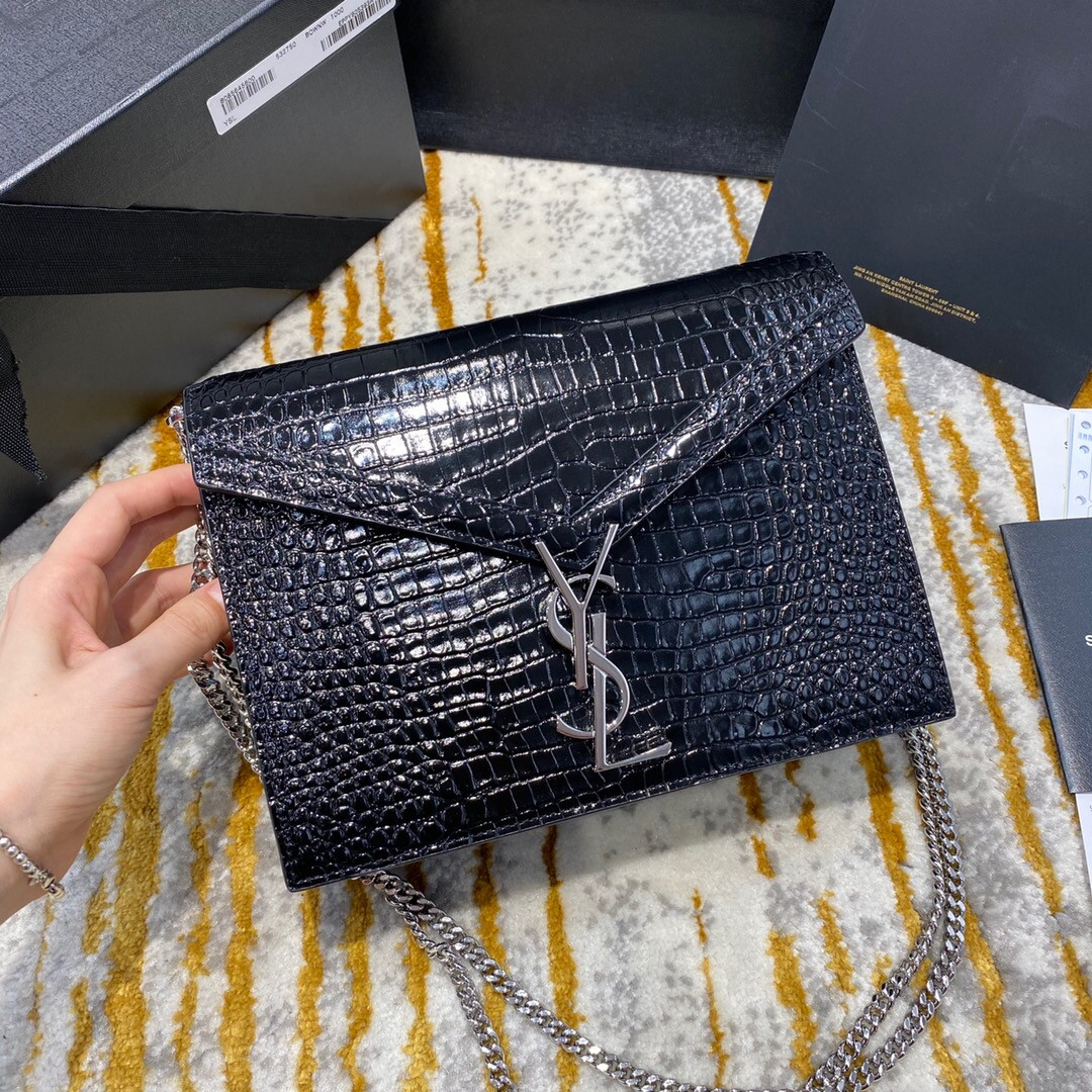 Y51 Cassandra Monogra Clasp Bag