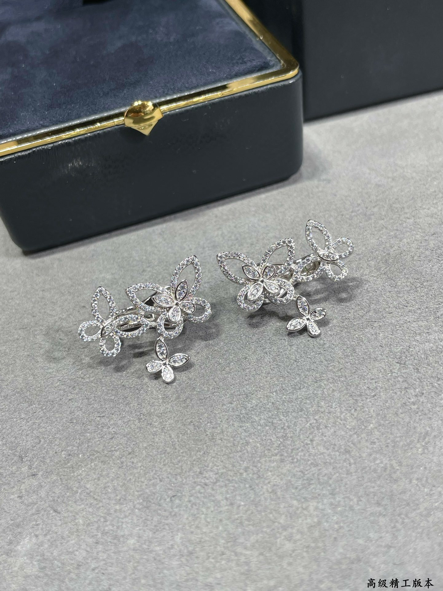Graff Butterfly Earrings Ag925