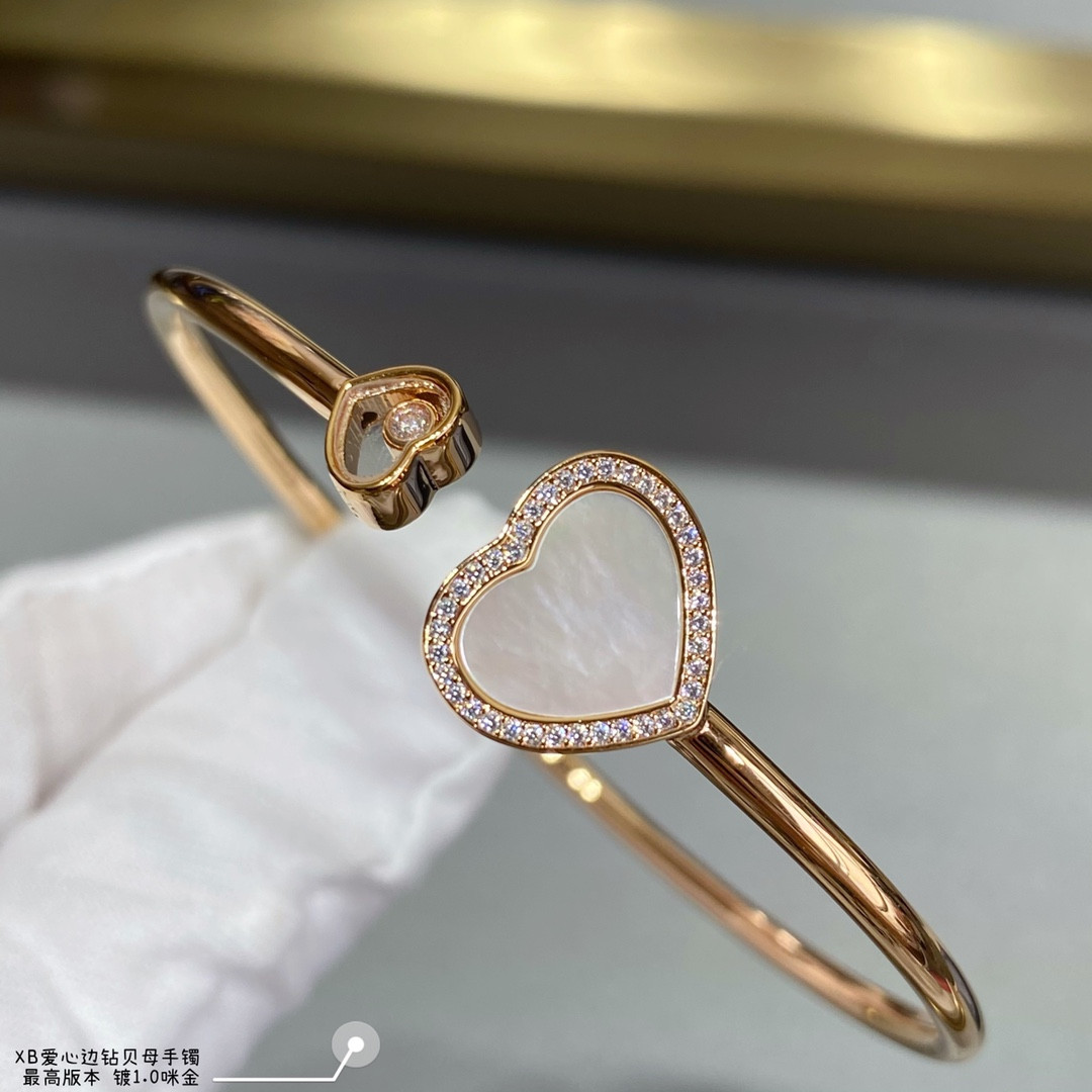 Chopard Heart-shaped Edge D1am0nd Mother-of-Pearl Bracelet