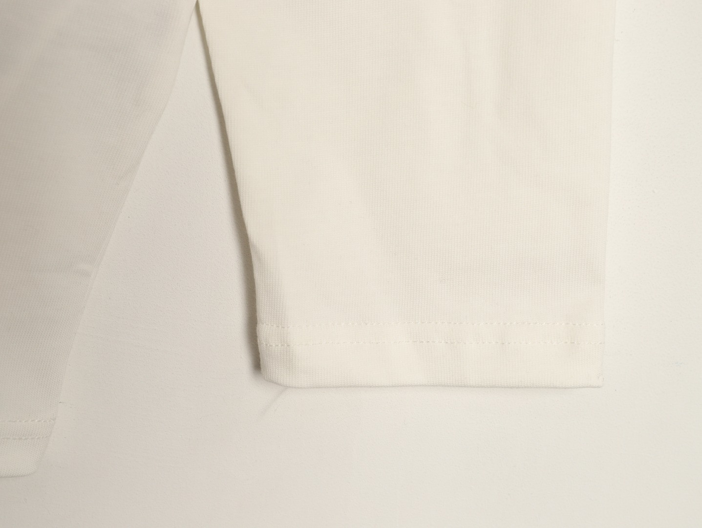 Gvc*1 Long-sleeved T-shirt