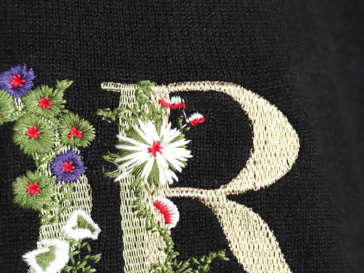 D10r Knitting Sweaters