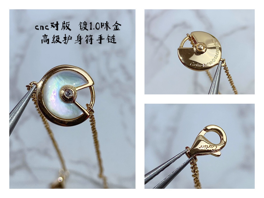 Ca*t1er amulet Bracelet