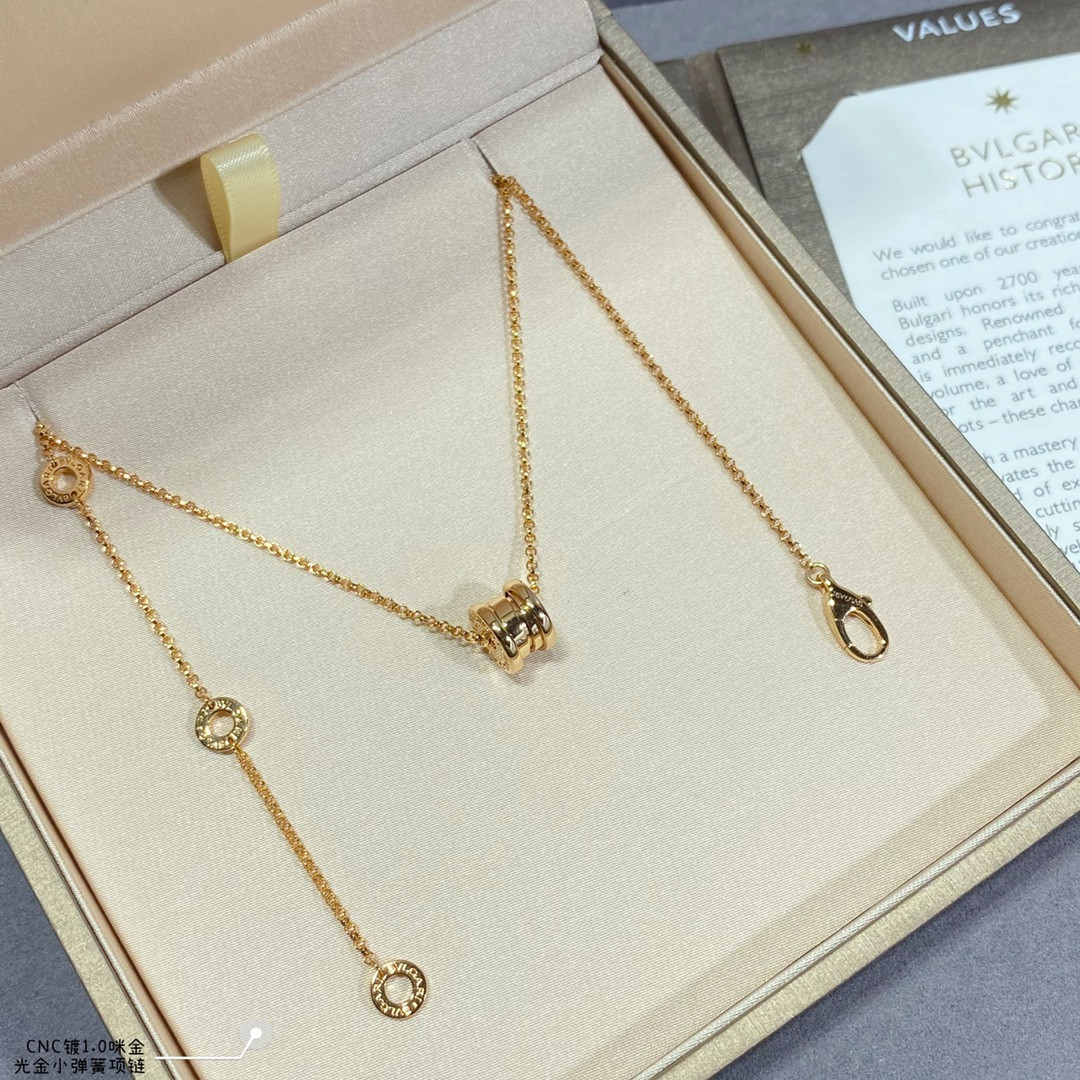 Bv1g*ai Light gold small spring Necklace
