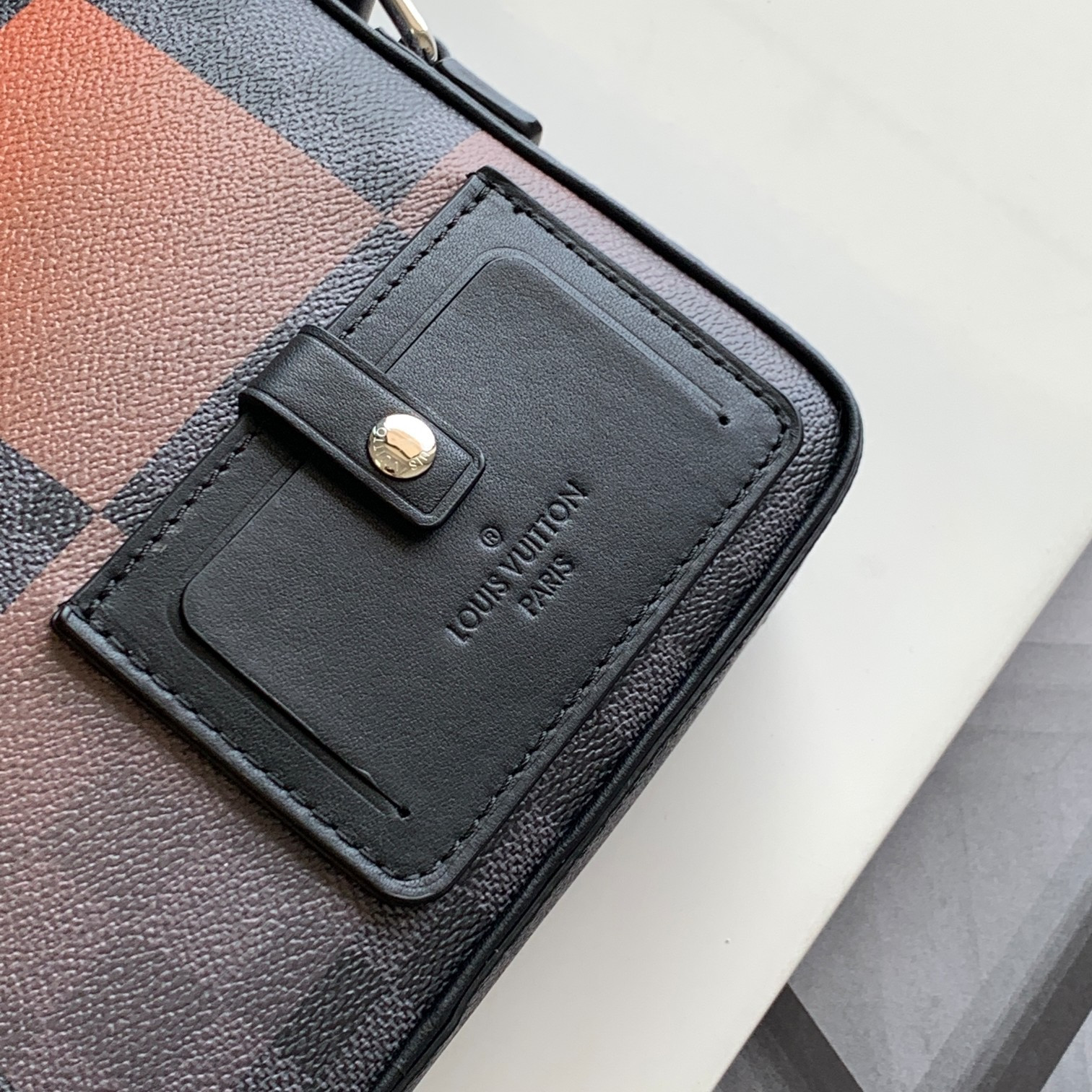 LV ALPHA MESSENGER N40421