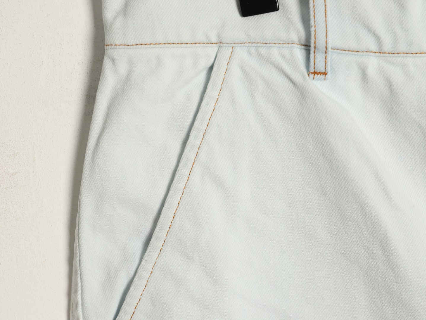 L0vis Vvtt0n 26SS Blooming Shorts