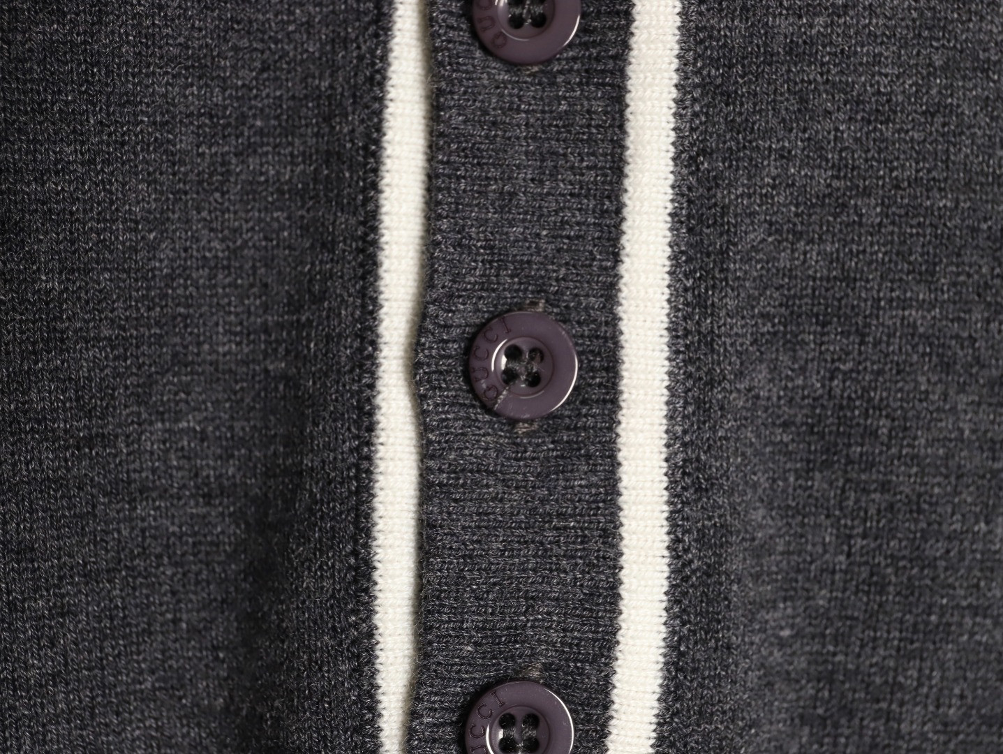 Gvc*1 25fw Knitting Sweaters