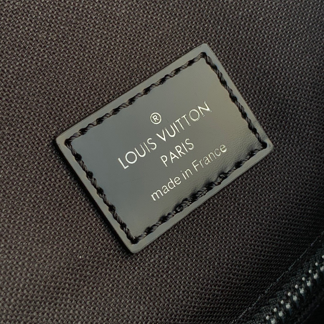 CHRISTOPHER PM N41379 taylor swift