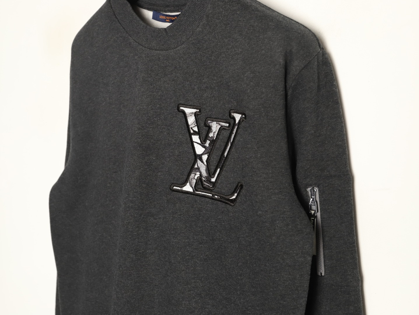 L0vis Vvtt0n LV Hoodies