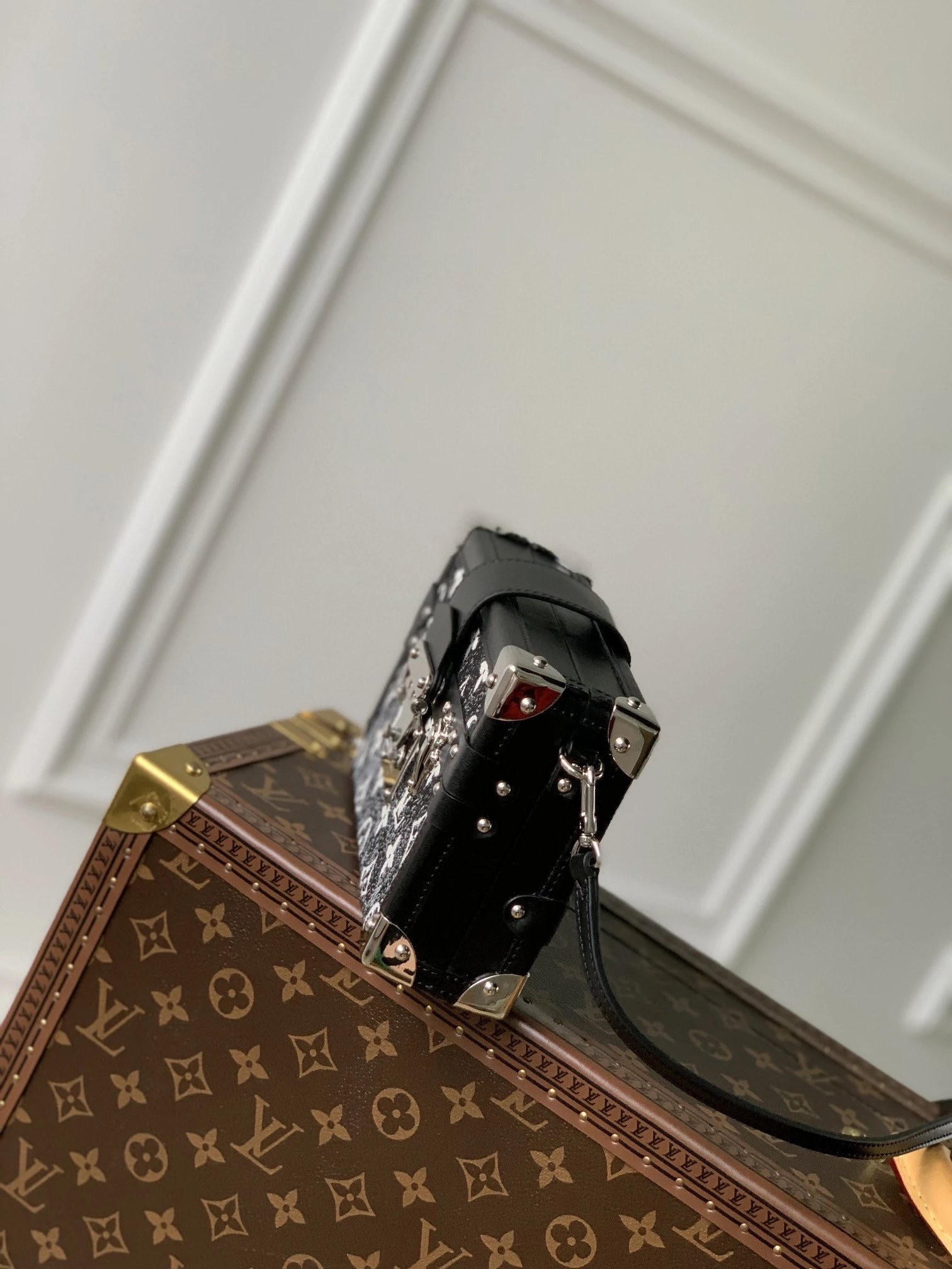 LV PETITE MALLE M59363