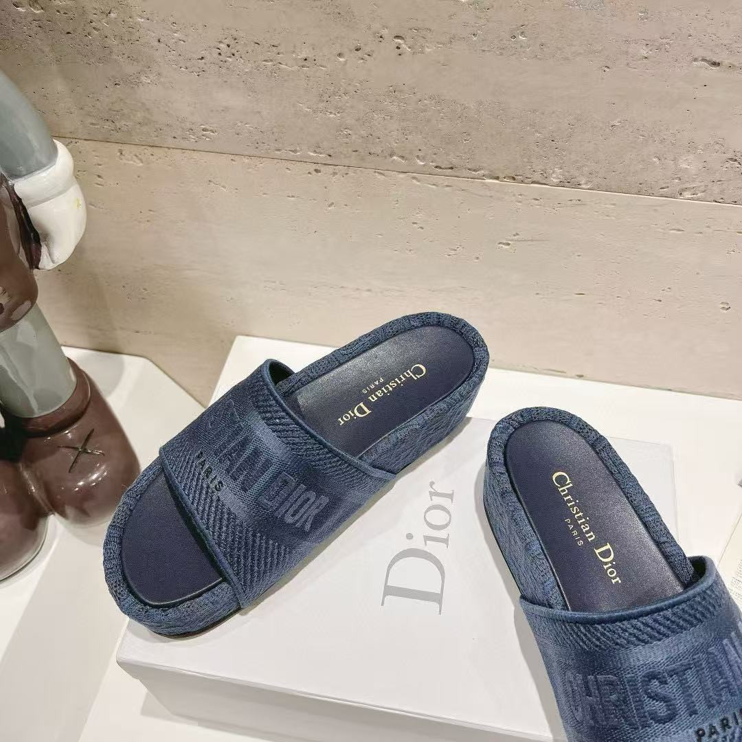 UA D10r Sandal