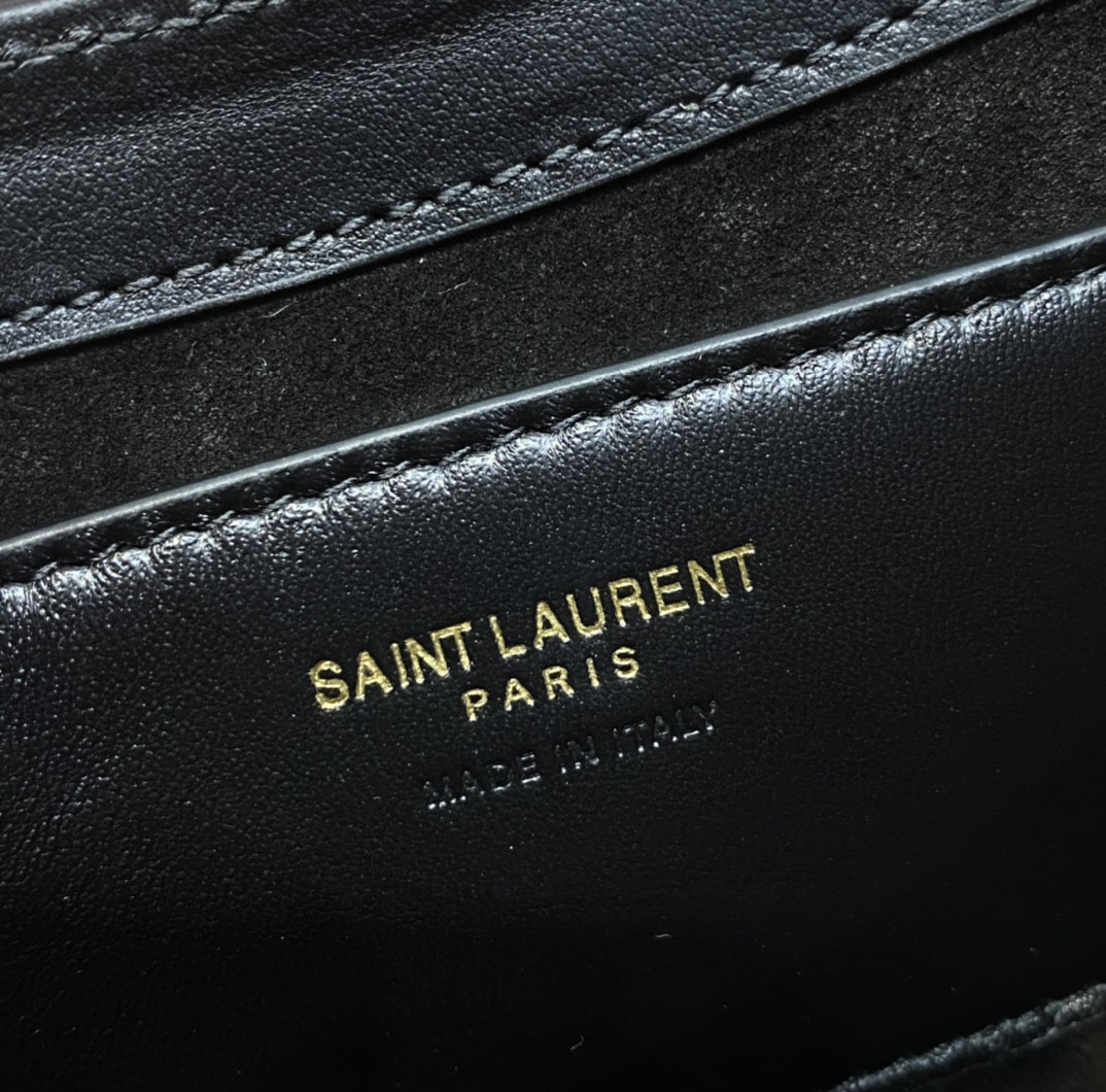Y51 MINI LE 5 À 7 IN SMOOTH LEATHER NOIR  19 X 11.5 X 4.5 CM