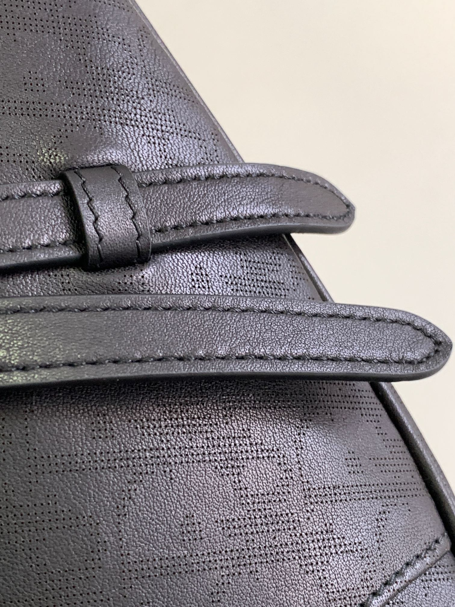 Chr1st1an D10r D10r HOMME Bags Leather Black 26 x 19 x 4.5 cm
