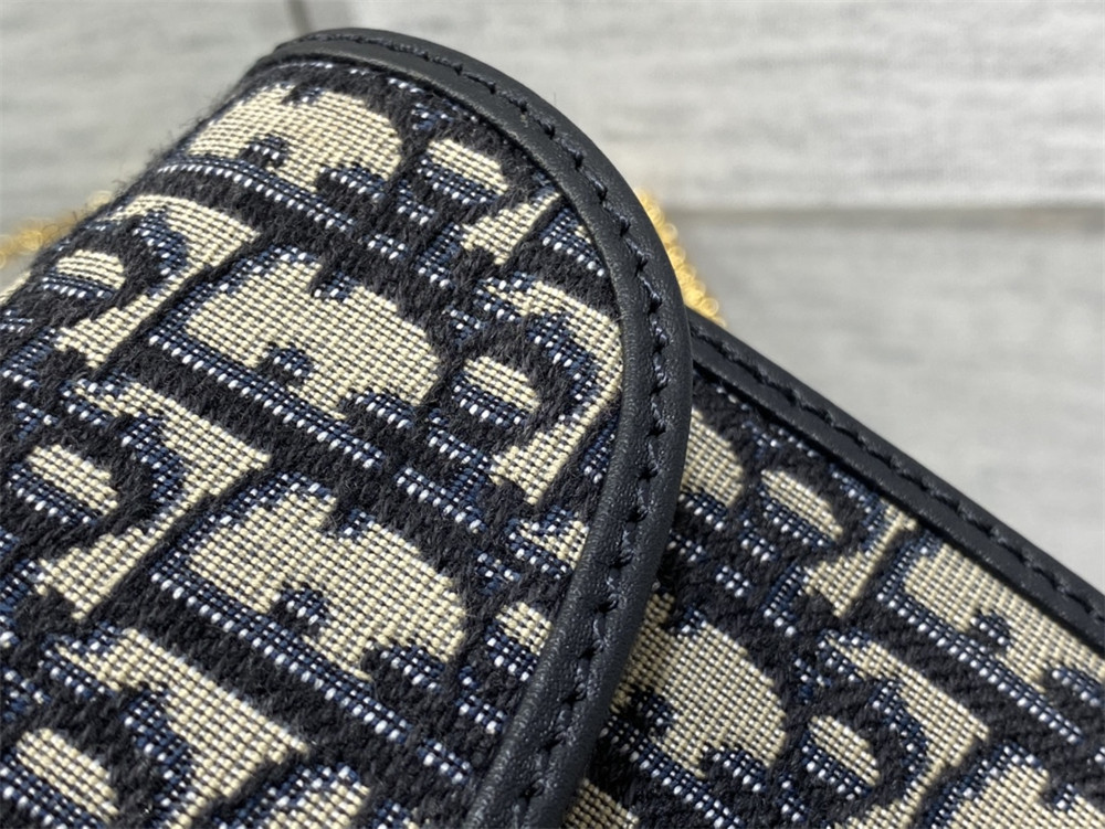 D10r BOBBY EAST-WEST POUCH WITH CHAIN classic monogram pattern