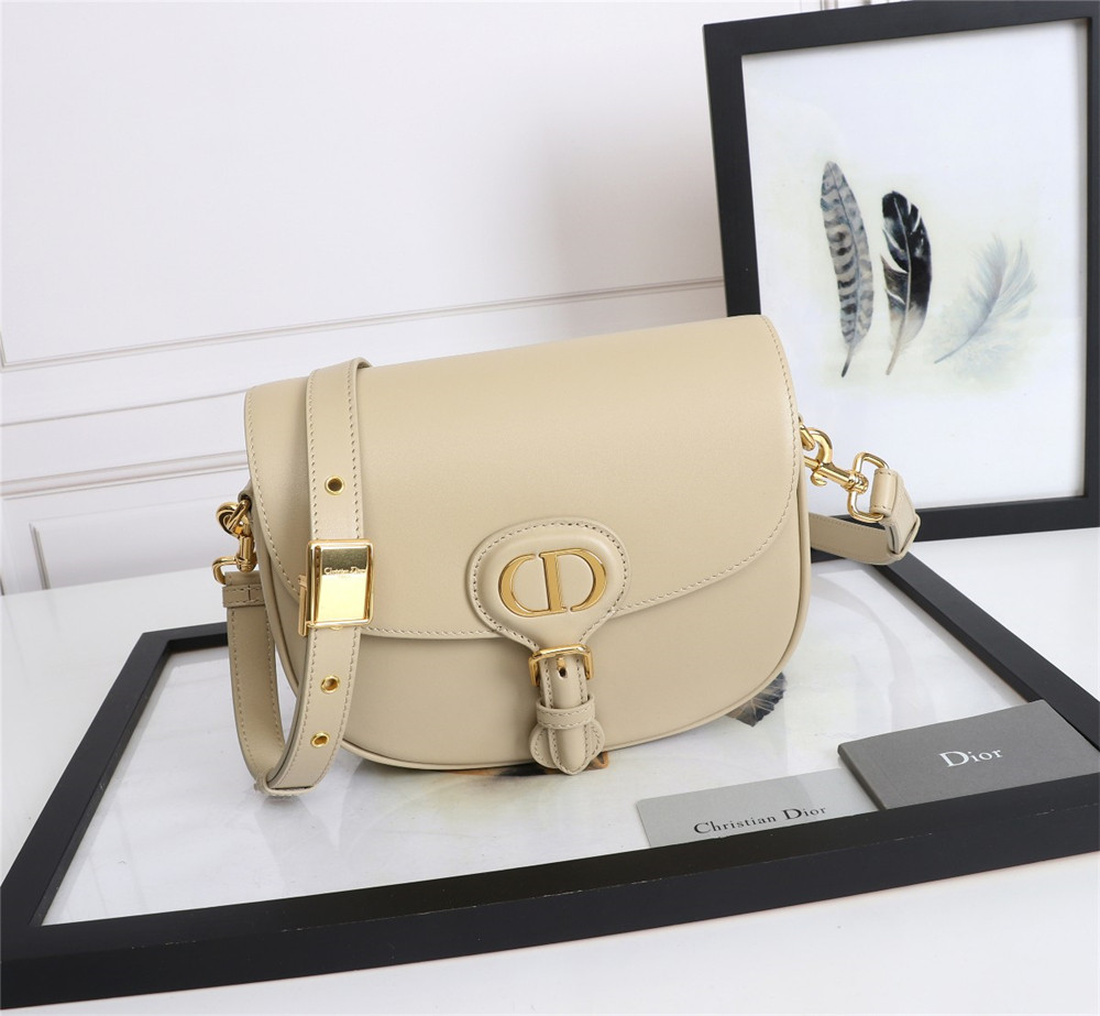 MEDIUM D10r BOBBY BAG Beige Box Calfskin