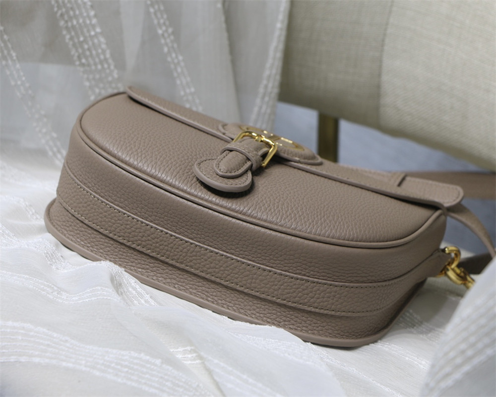 MEDIUM D10r BOBBY BAG Grey Grained Calfskin
