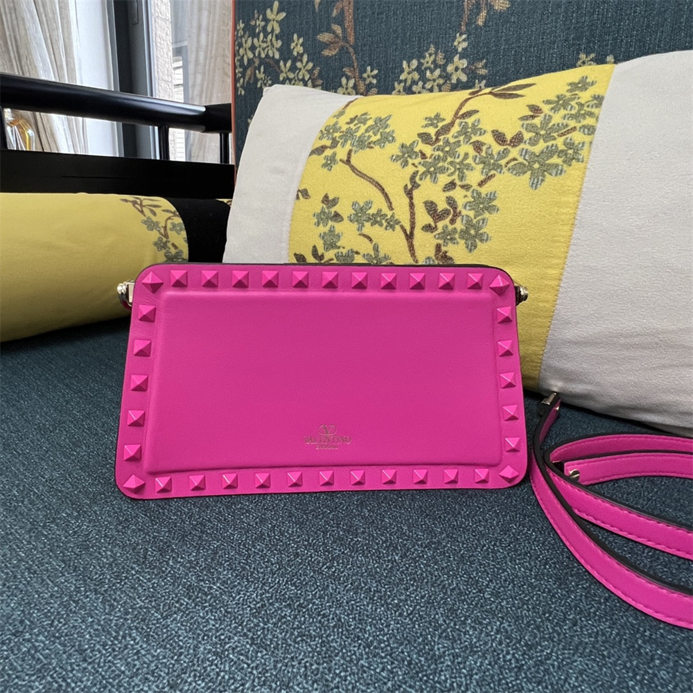 Va1e*ntin0 GARAVANI ROCKSTUD23 SMALL SMOOTH CALFSKIN SHOULDER BAG ROSERED