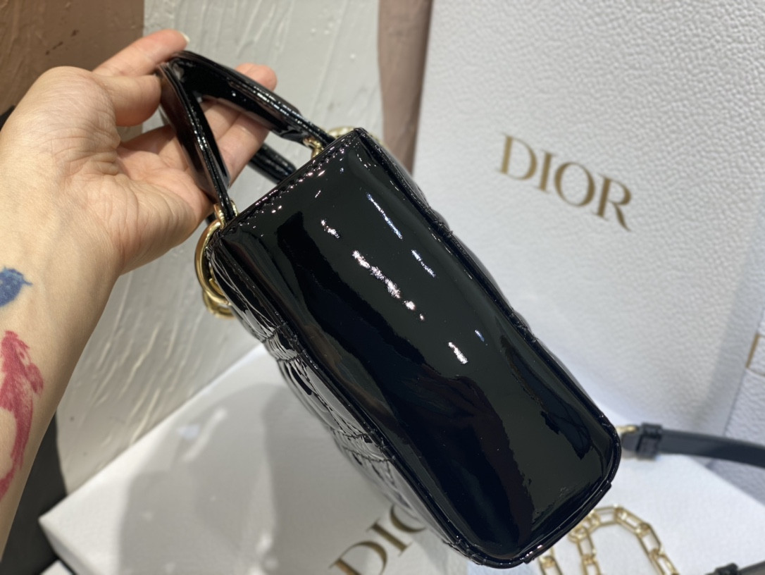 D10r SMALL LADY D-JOY BAG Black Patent 26x6x14cm