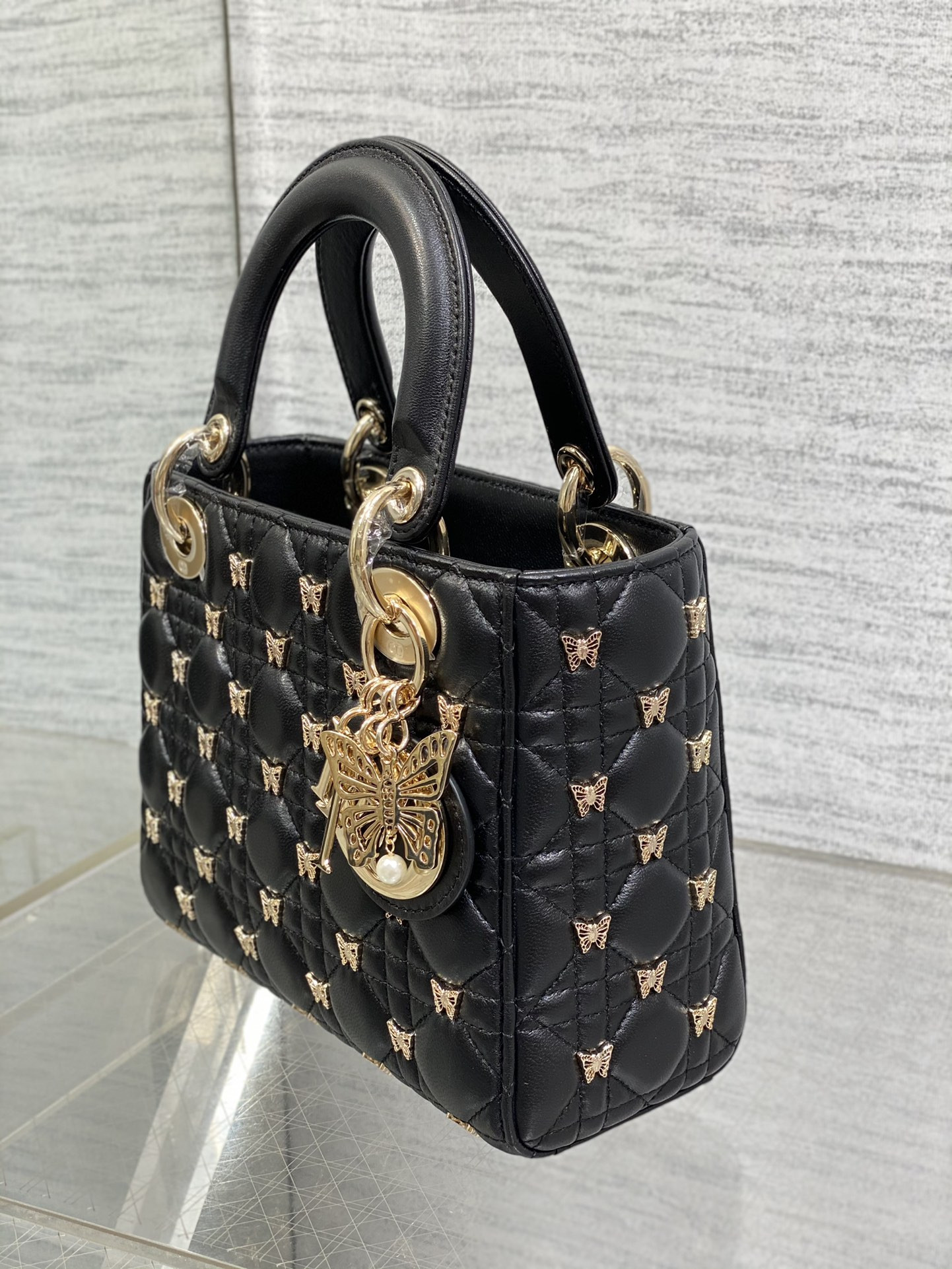 SMALL LADY D10r Black with Butterfly Studs