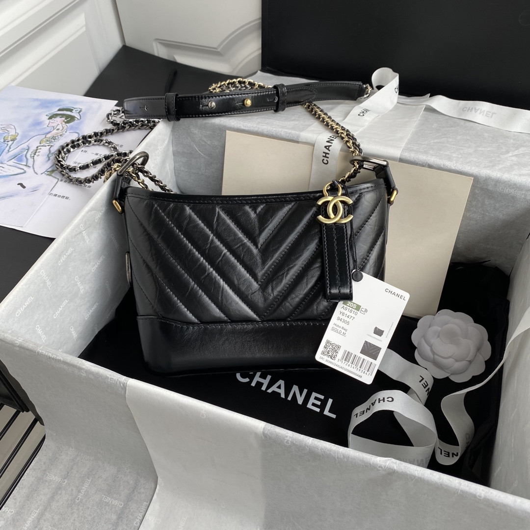 Ch**el Gabrielle SMALL BLACK 20 x 15 x 8cm
