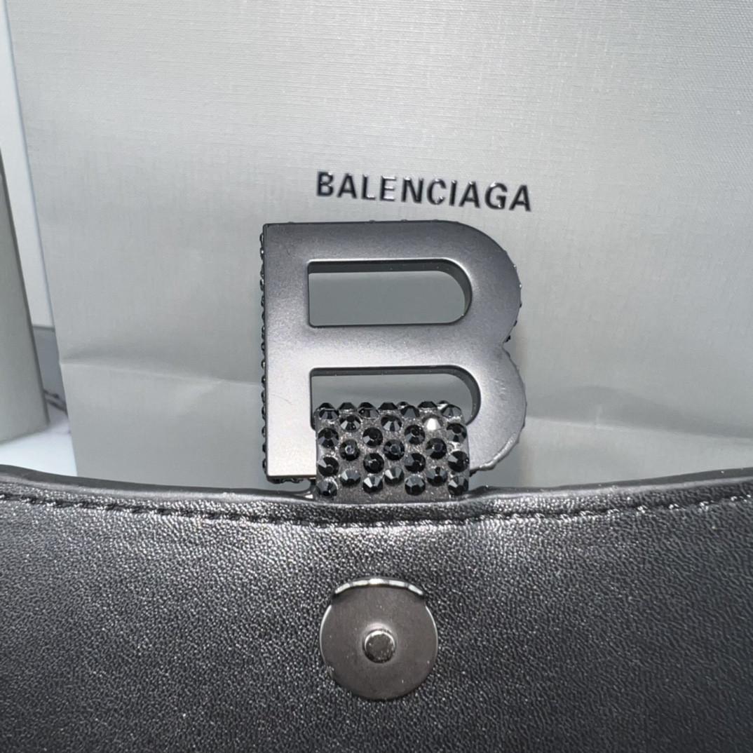 Ba1en*iaga WOMEN