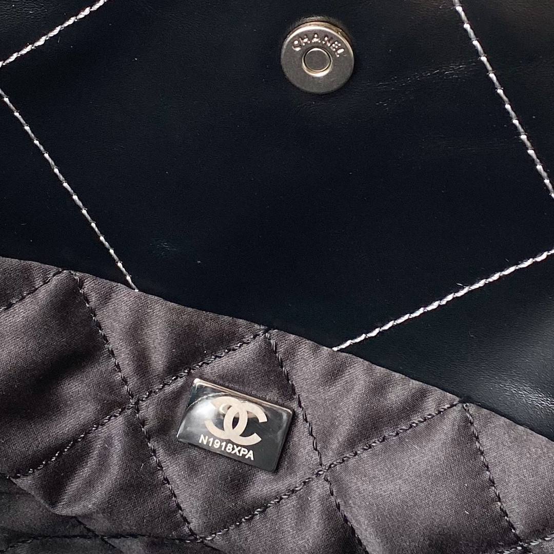 Ch**el 22 SMALL HANDBAG Shiny Calfskin SILVER 13.7×14.4×2.7 in