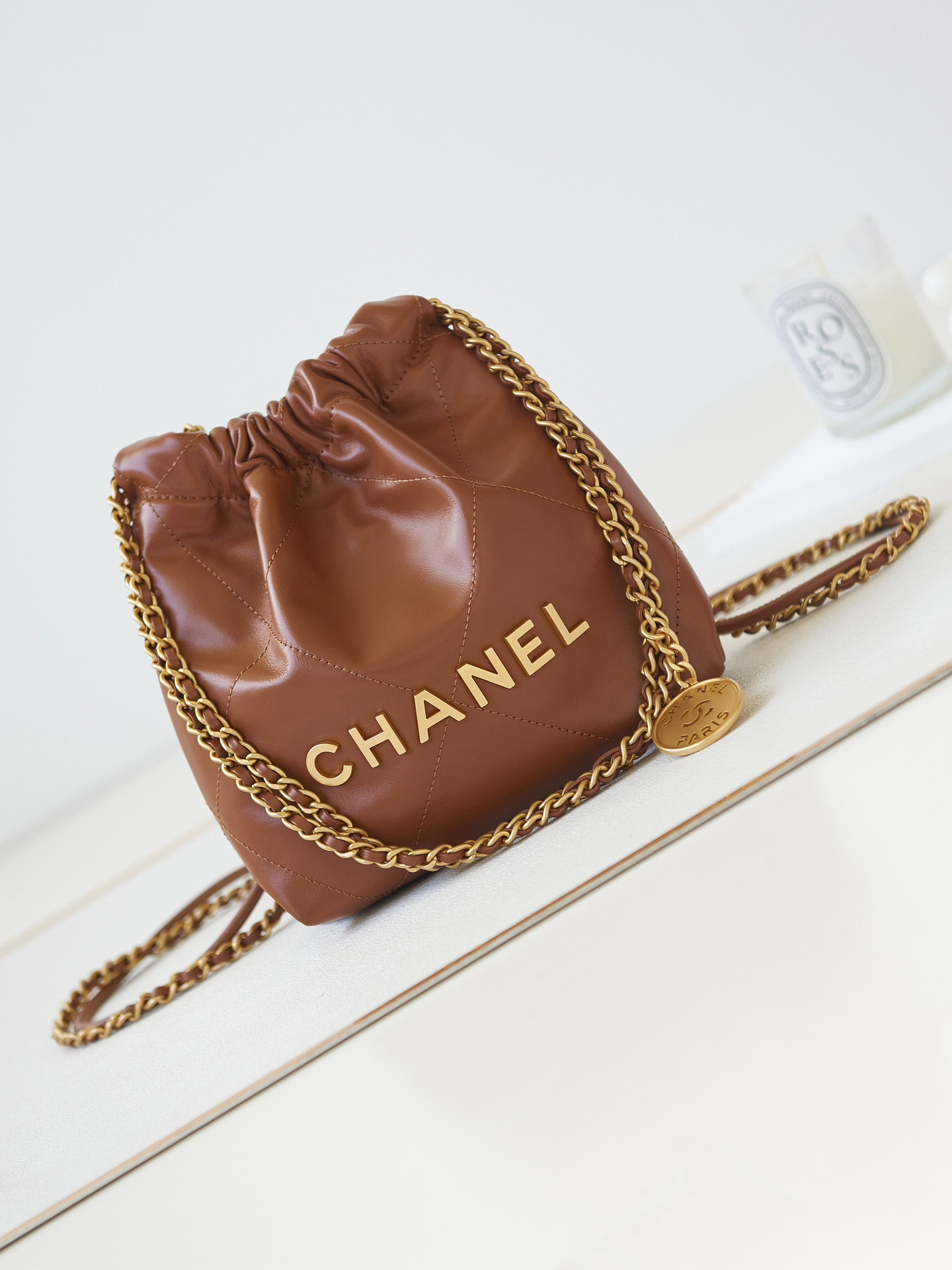 Ch**el 22 MINI HANDBAG Shiny Calfskin Brown 7.8 × 7.4 × 2.3 in