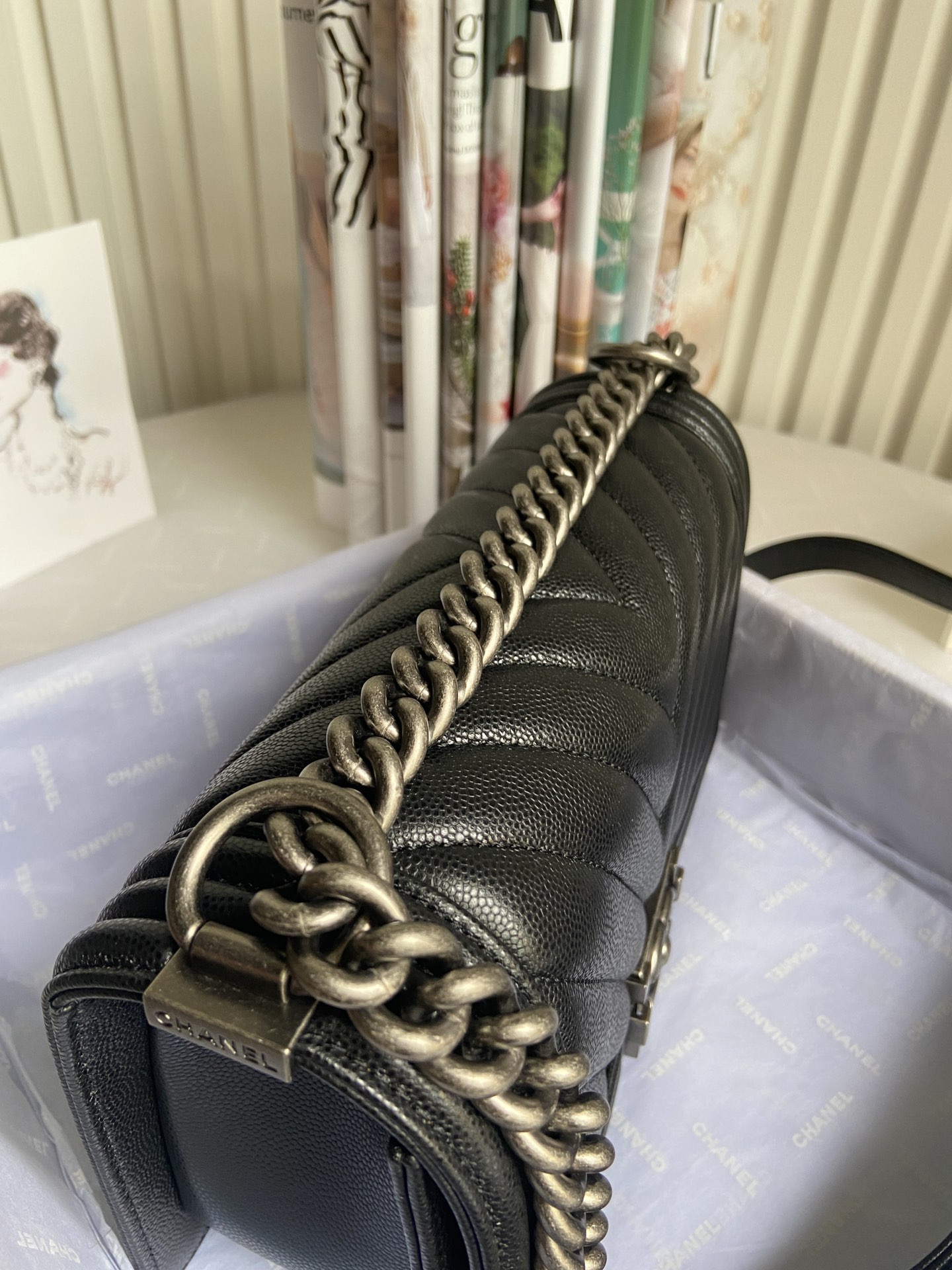 BOY Ch**el HANDBAG Shiny Grained Calfskin 5.9 × 9.8 × 3.5 in