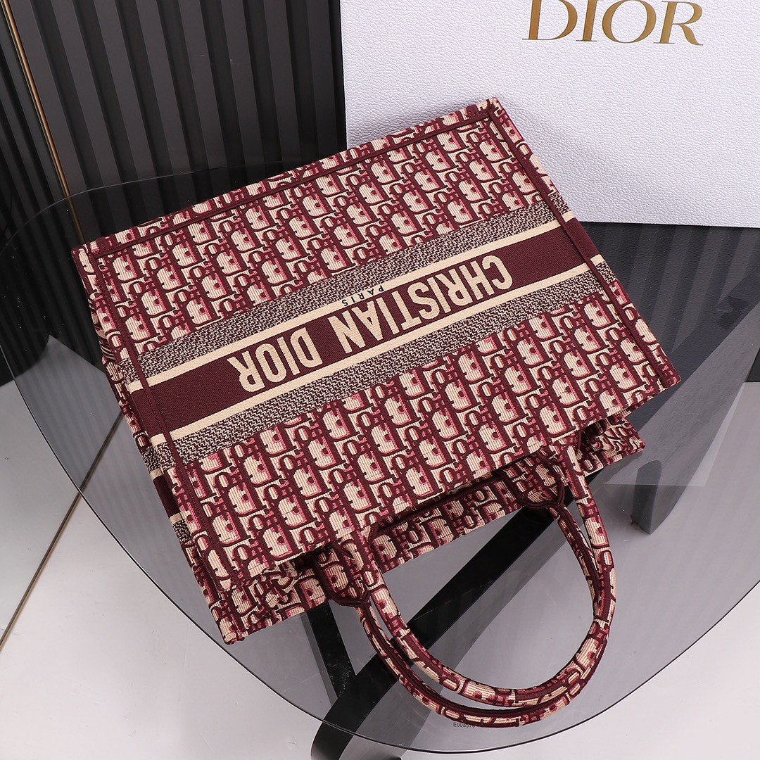 Medium D10r Book Tote Oblique Burgundy 14 x 11 x 6.5 inches