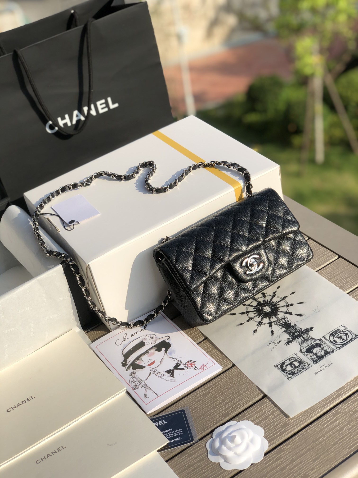 Ch**el MINI FLAP BAG BLACK 4.7 × 7.8 × 2.3 in