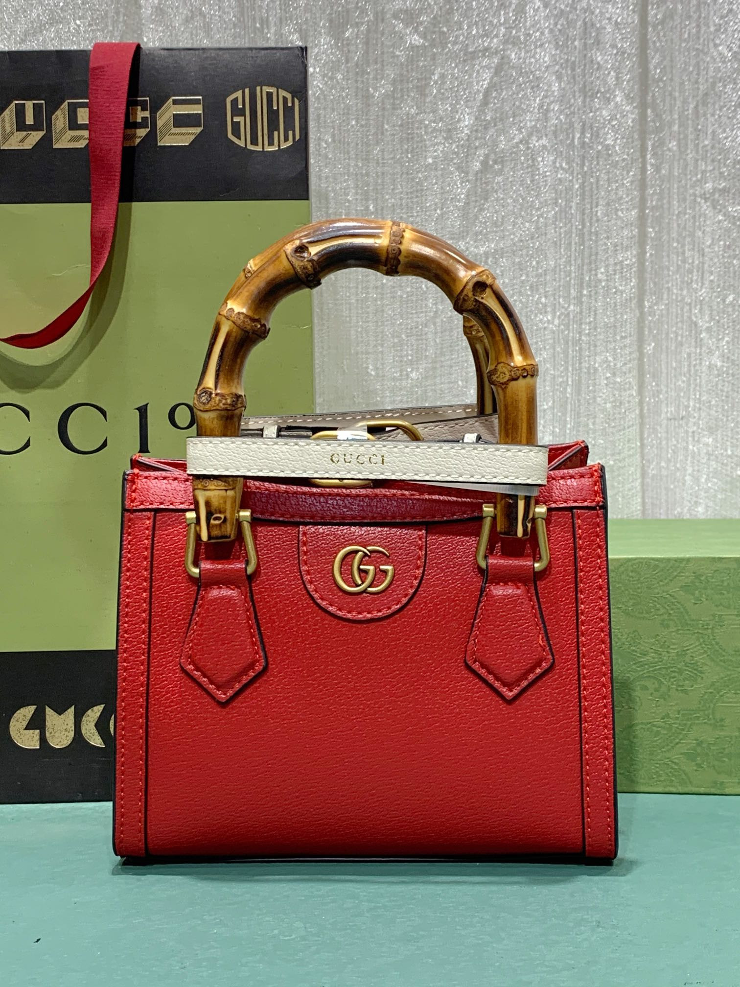 Gvc*1 DIANA MINI TOTE BAG Red 20W x 16H x 10D CM
