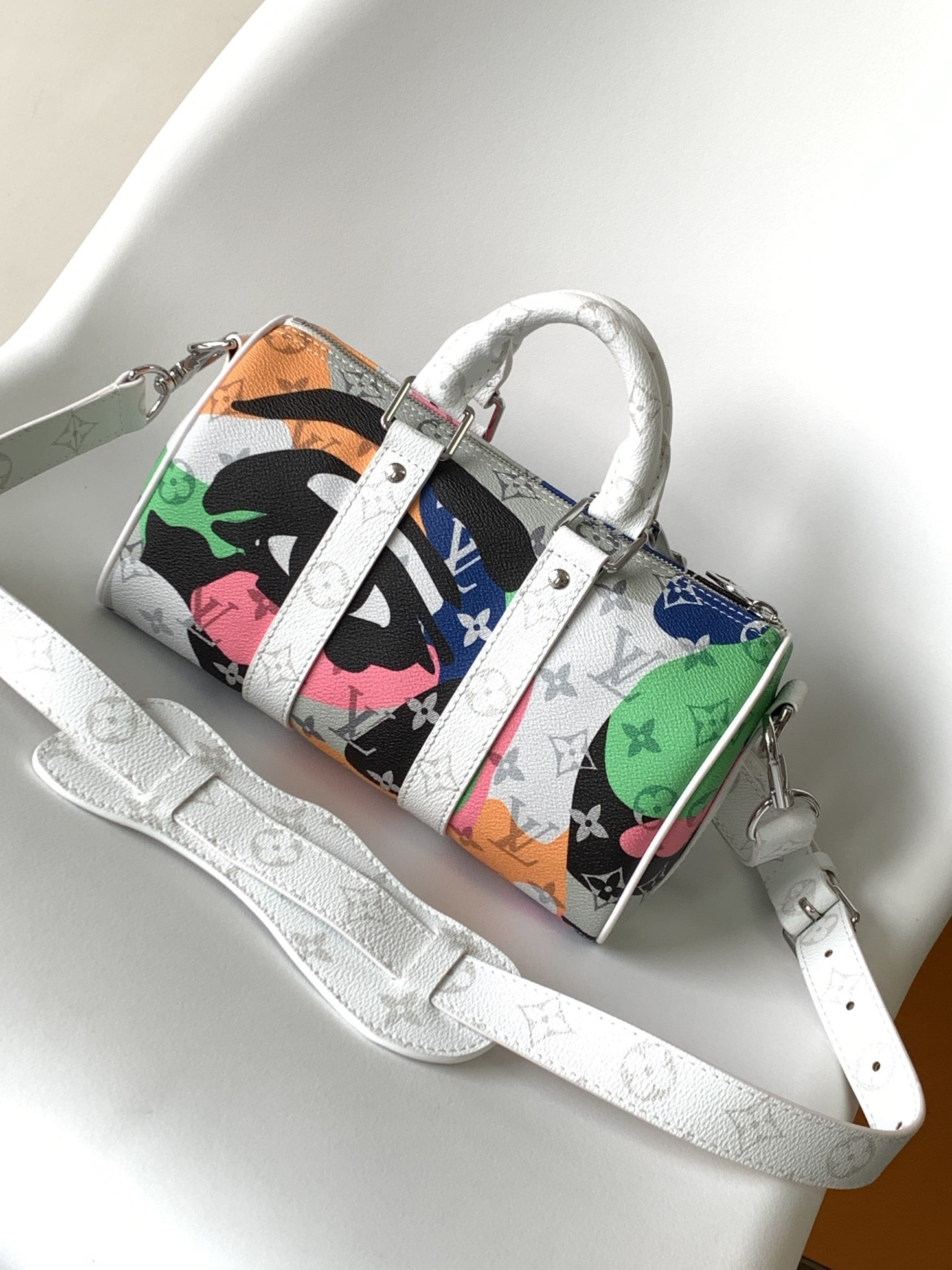 L0vis Vvtt0n Keepall Bandoulière 25 M46678 9.8 x 5.9 x 4.3 inches