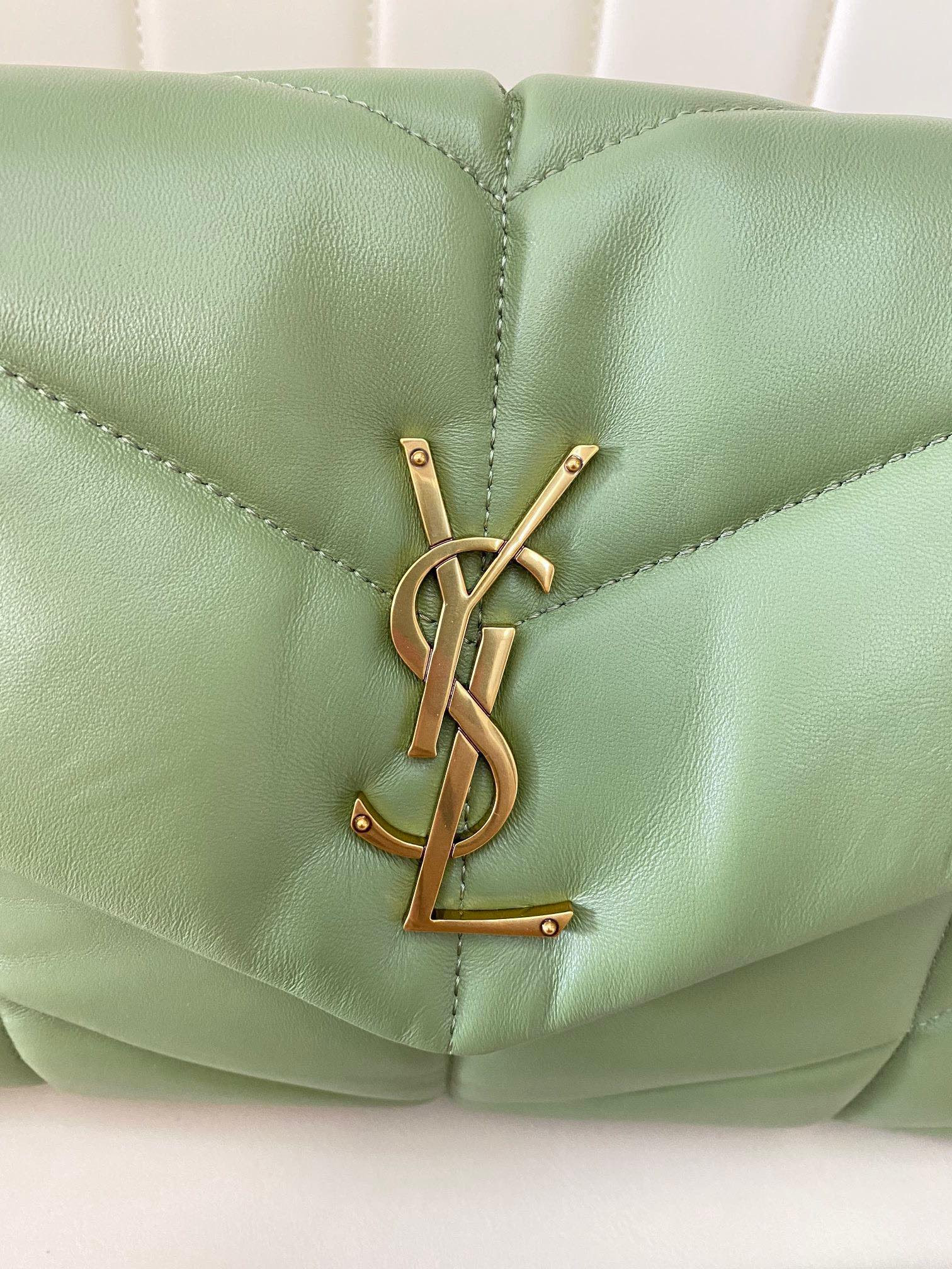 Y51 PUFFER MEDIUM IN NAPPA LEATHER LIGHT GREEN 13.7 X 9 X 5.3 INCHES