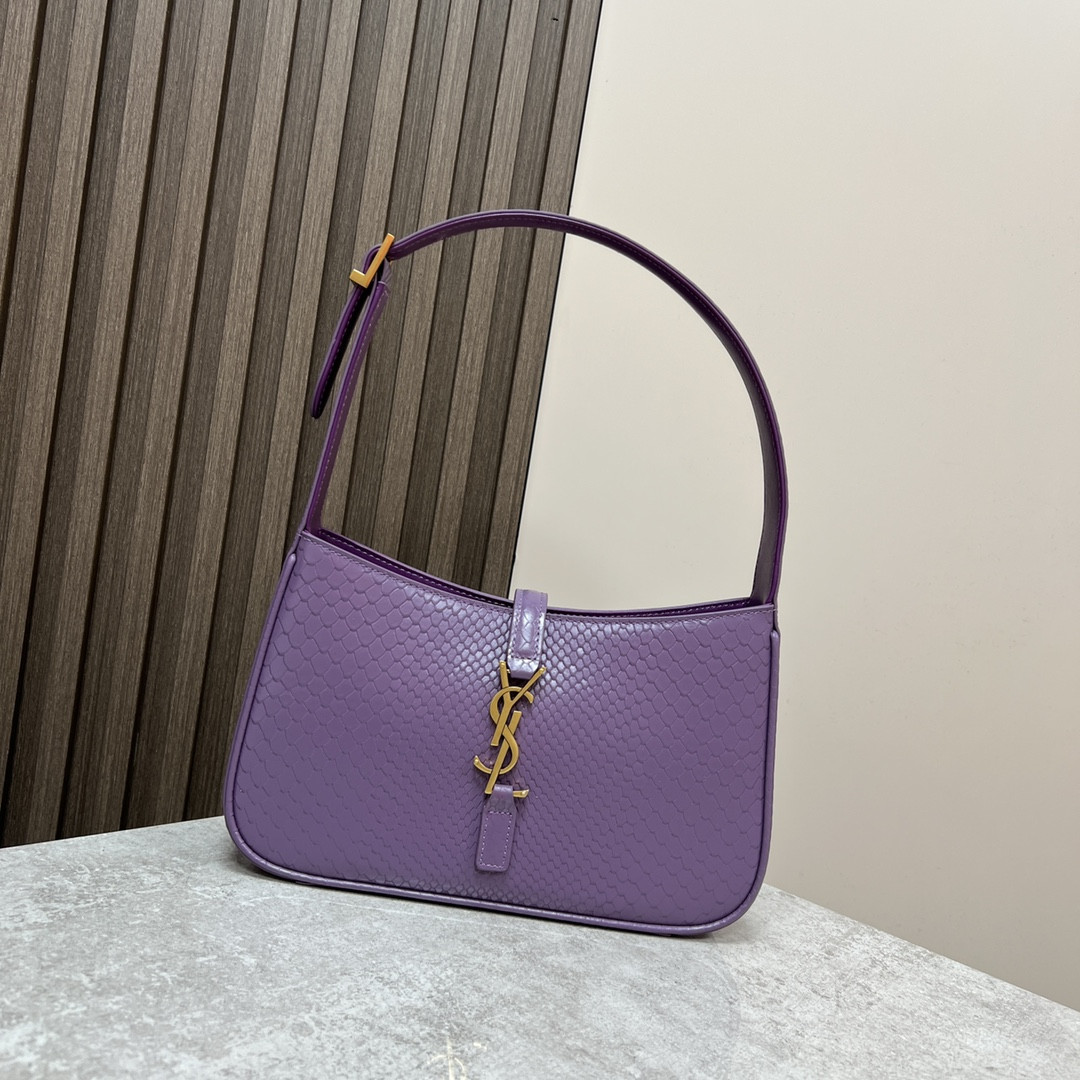 Y51 LE 5 À 7 IN CROCODILE-EMBOSSED LEATHER purple 9 X 6.3 X 2.5 INCHES