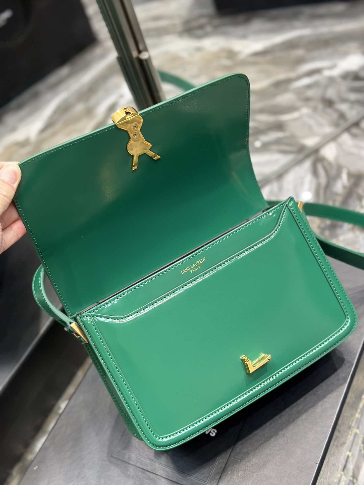 Y51 SOLFERINO MEDIUM SATCHEL IN BOX Sa1nt Lau*nt GREEN 9.1 X 6.3 X 2.4 INCHES