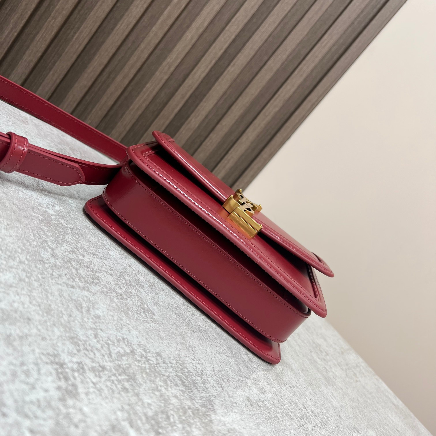 Y51 SOLFERINO SMALL SATCHEL IN BOX Sa1nt Lau*nt RED 7.4 X 5.1 X 1.9 INCHES