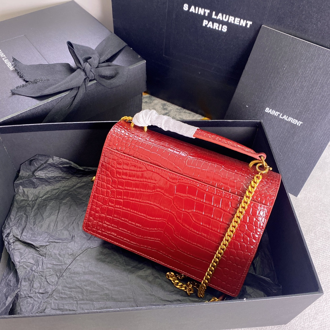 Y51 SUNSET CHAIN WALLET IN CROCODILE-EMBOSSED SHINY LEATHER RED 7.4 X 5.5 X 2.1 INCHES